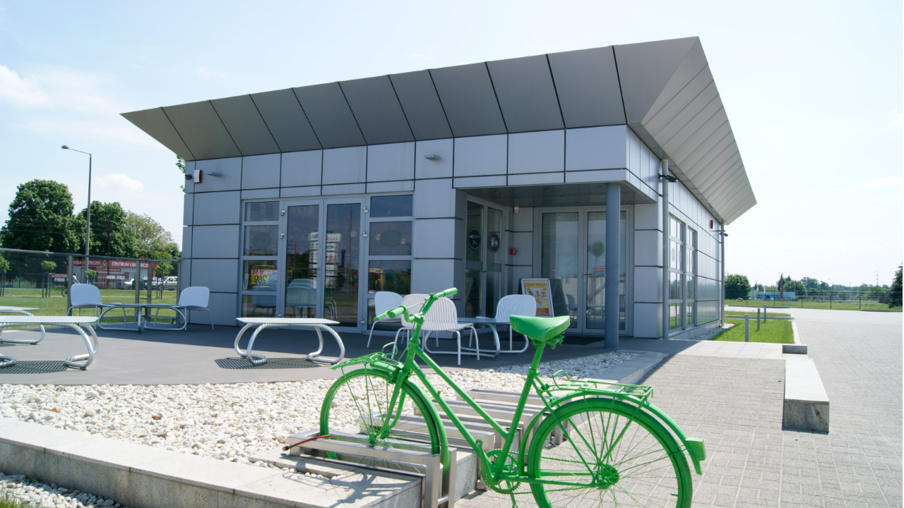 Handelspaviljong Wisła märkesbutik 122 m² - vy 1