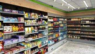 Żabka Nano, BASSE CAMP obemannad butik, 004