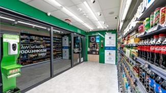 Żabka Nano, obemannad butik, 48 m2, 019